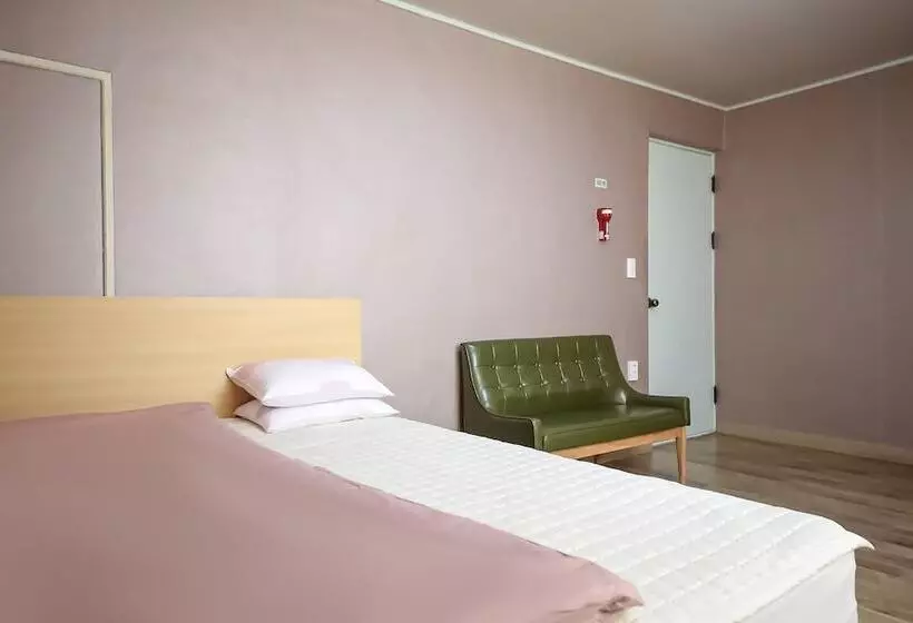 Donghae Royal Motel