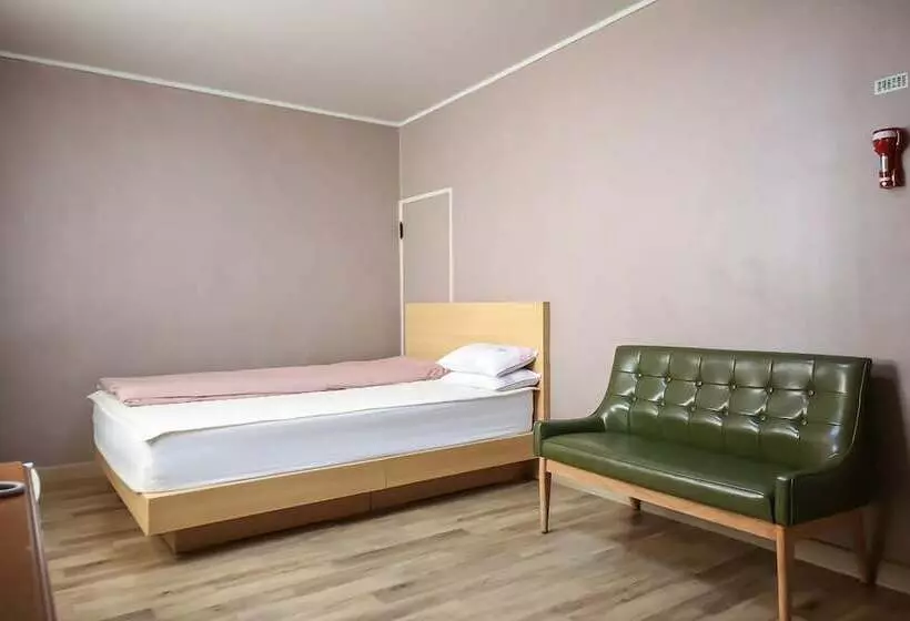 Donghae Royal Motel