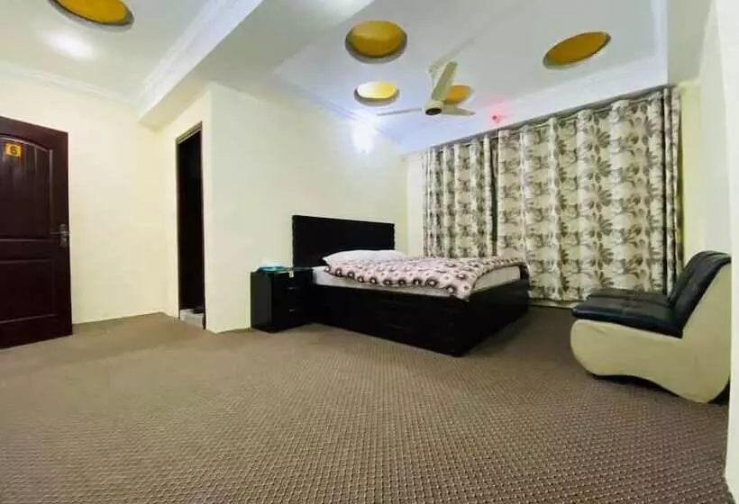 Betab Sahil Hotel & Restaurant