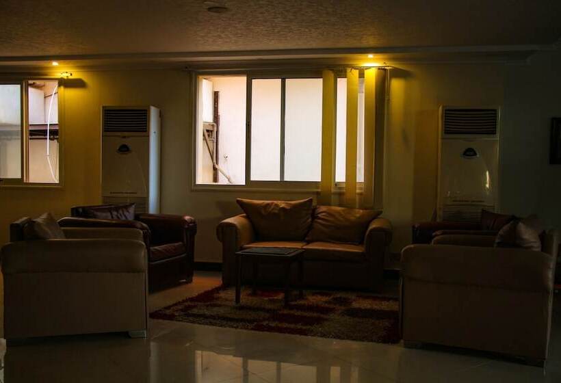 هتل Boulevard Apartment