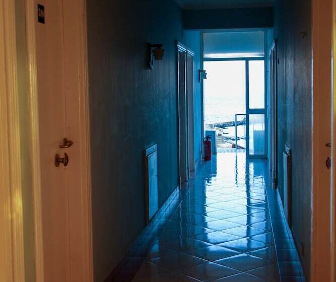 هتل Boulevard Apartment