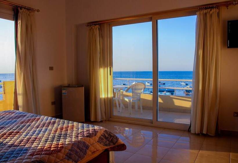 هتل Boulevard Apartment