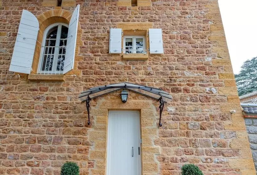 ホテル Chateau De Champrenard