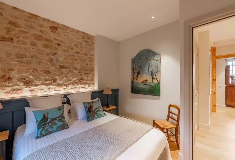 ホテル Chateau De Champrenard