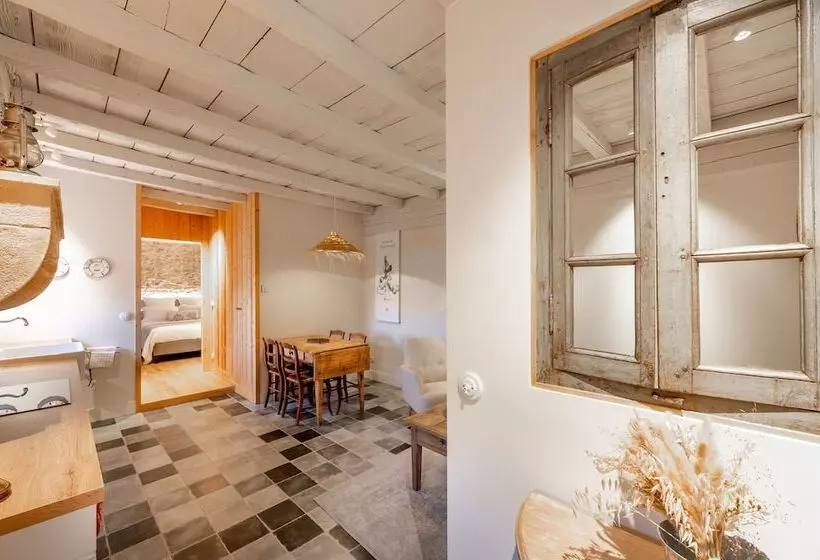 ホテル Chateau De Champrenard