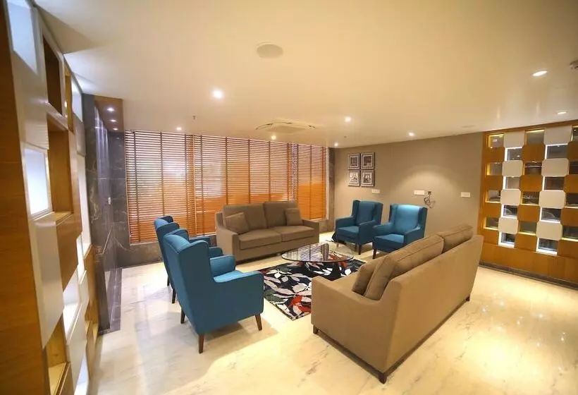 Hotelli Comfort Inn Kaikaluru