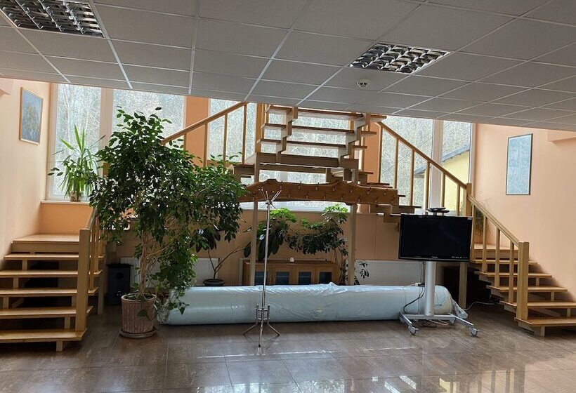 هتل Conference Center And Restaurant Backonys