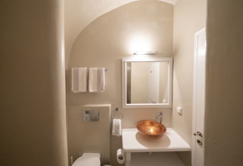 Hotel Elia Cave Suites