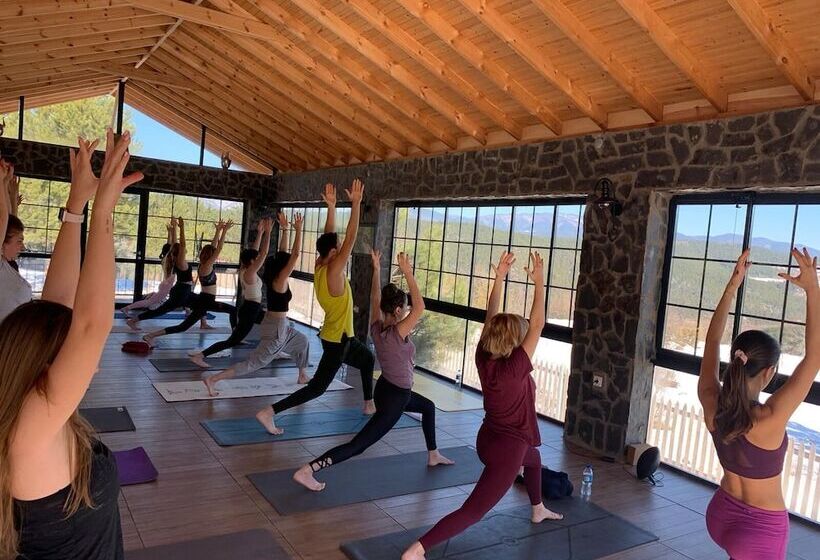 فندق Fikri Atalay Konağı