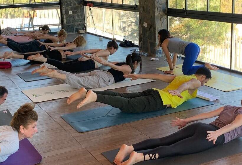 فندق Fikri Atalay Konağı