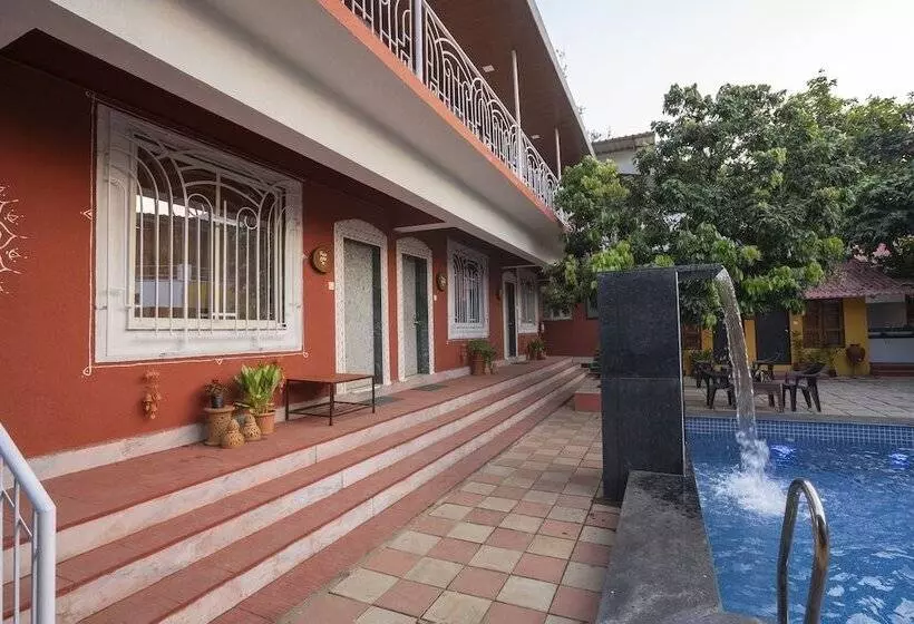 Hotelli Flora Ecostay