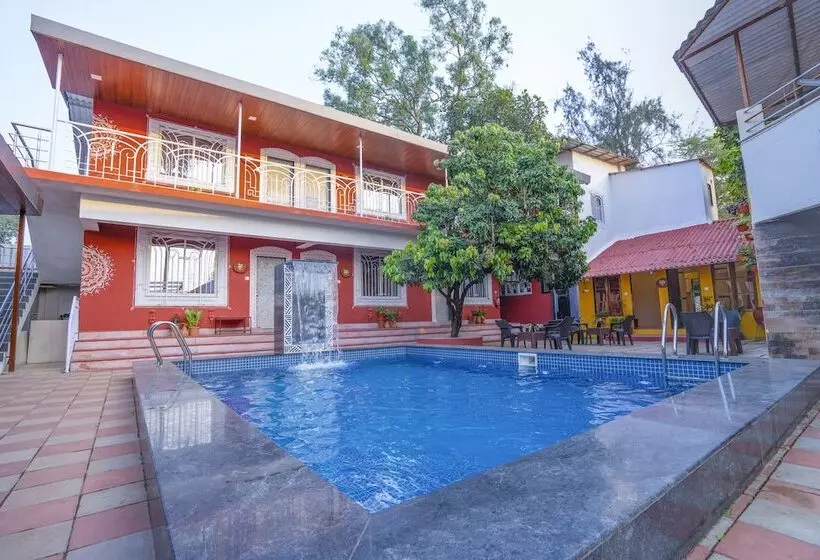 Hotelli Flora Ecostay