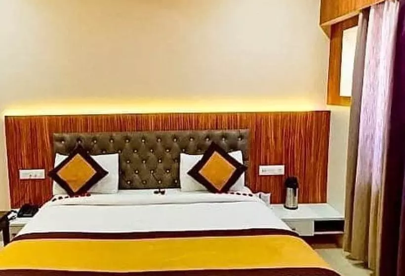 ホテル Geeta Bilaspur