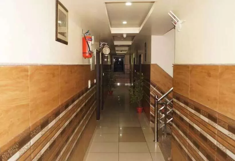 Hotelli Goroomgo Madhu Palace Katra