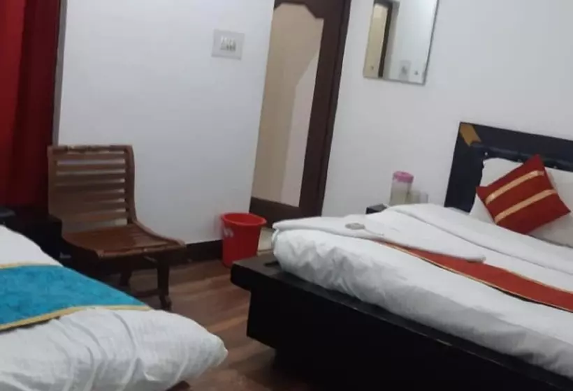Hotelli Goroomgo Madhu Palace Katra