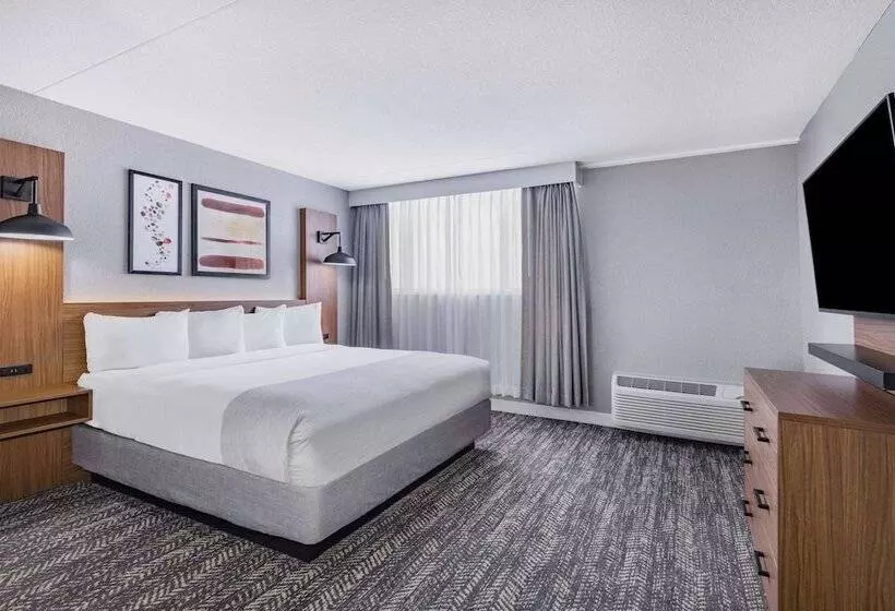 ホテル Hawthorn Extended Stay By Wyndham Wichita Airport