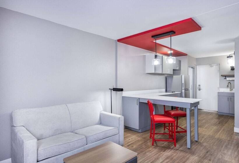 בית מלון כפרי Hawthorn Extended Stay By Wyndham Wichita Airport