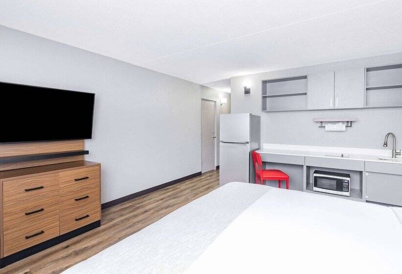 בית מלון כפרי Hawthorn Extended Stay By Wyndham Wichita Airport