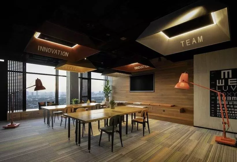 ホテル Moxy Nanjing Jiangning