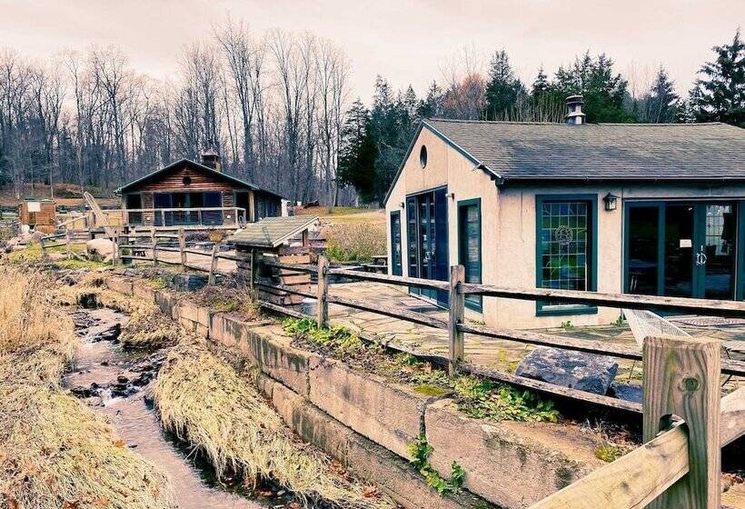 Szálloda New Park Event Venue & Suites