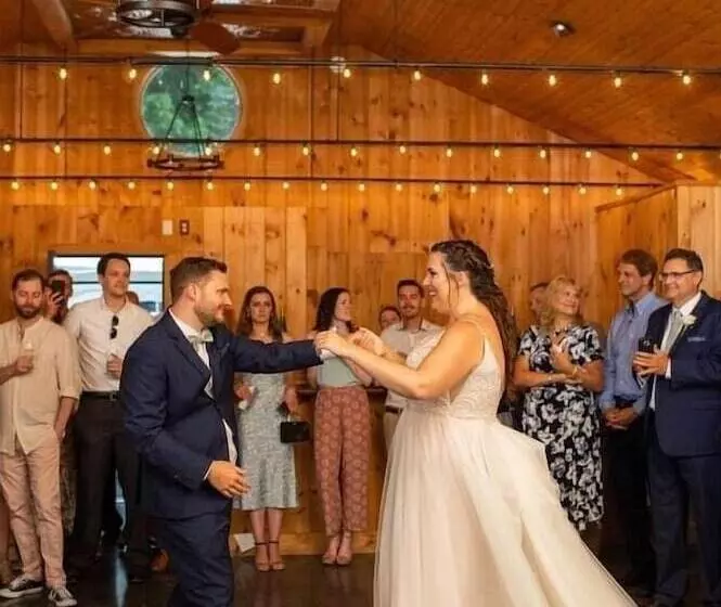 Hotelli New Park Event Venue & Suites