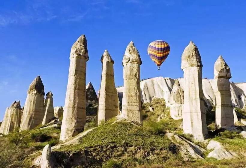 Hotelli Pome Granate Cave