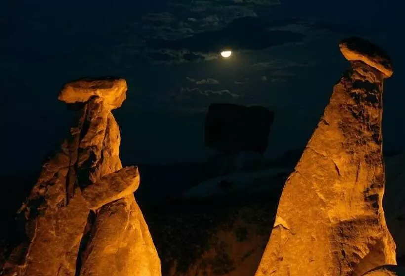 Hotelli Pome Granate Cave