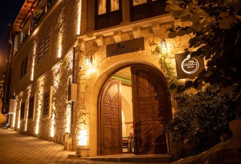 Hotelli Pome Granate Cave