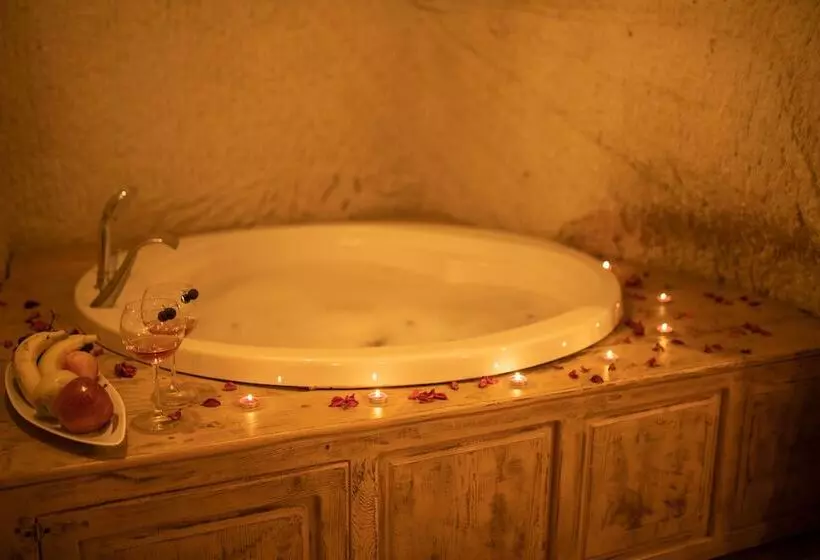 Hotelli Pome Granate Cave