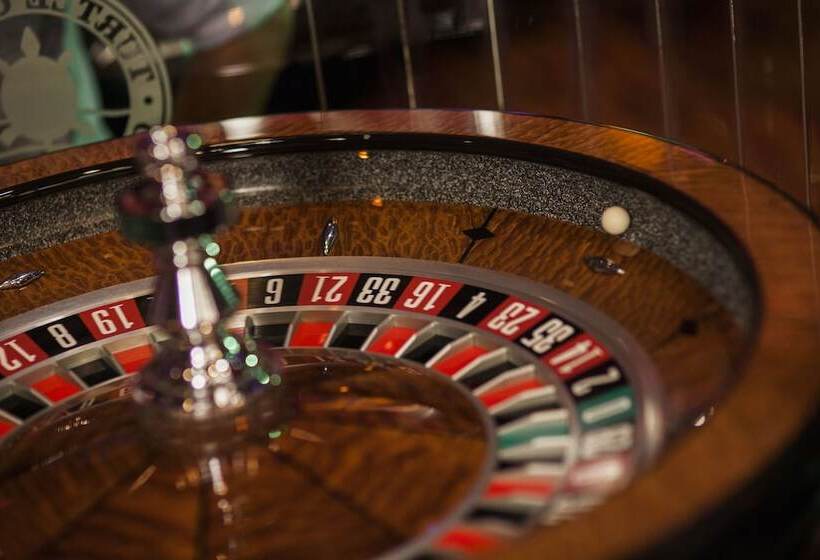 فندق Turtle Creek Casino &