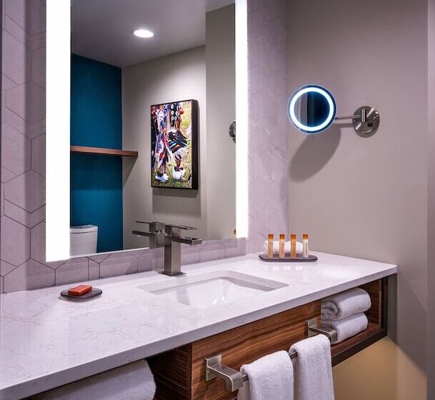 فندق Turtle Creek Casino &