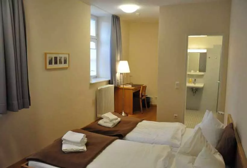 ホテル Zentrum Kloster Lehnin