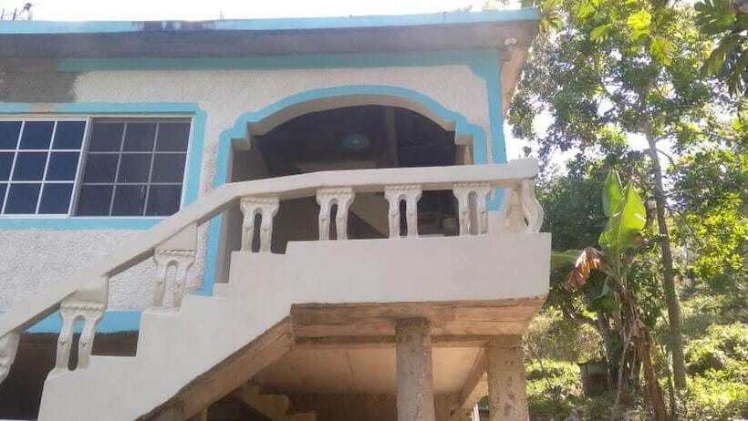 Lovely 1 Bed Cottage In St Catherine Jamaica