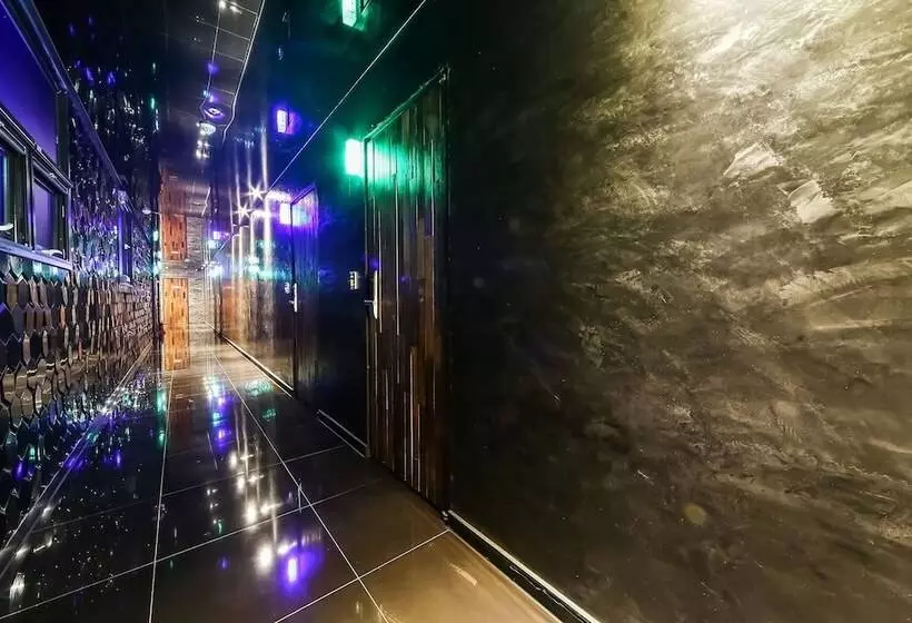 Motelli Geojedo Gohyeon The