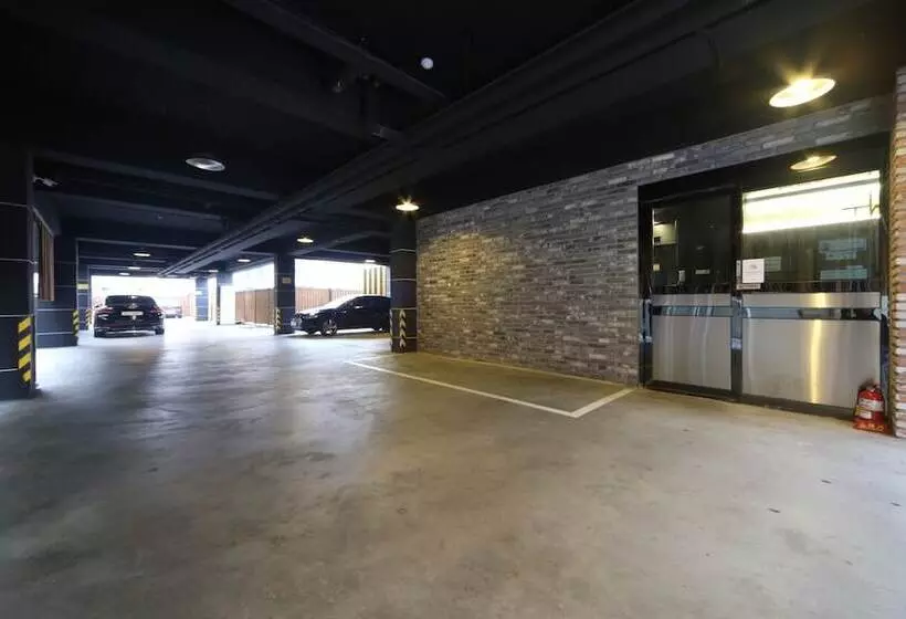 Motelli Geojedo Gohyeon The