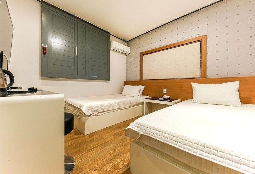 汽车旅馆  Hongseong New World