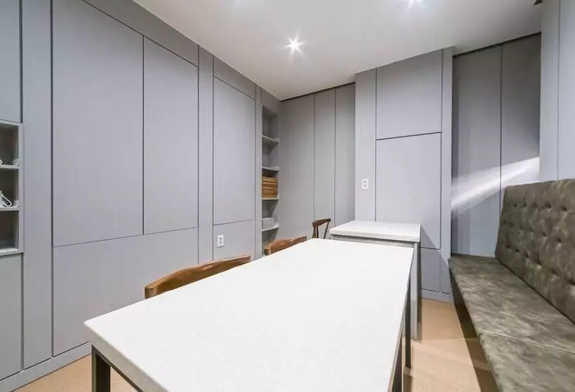 Motelli The Godfather Of Jukdo Market In Pohang