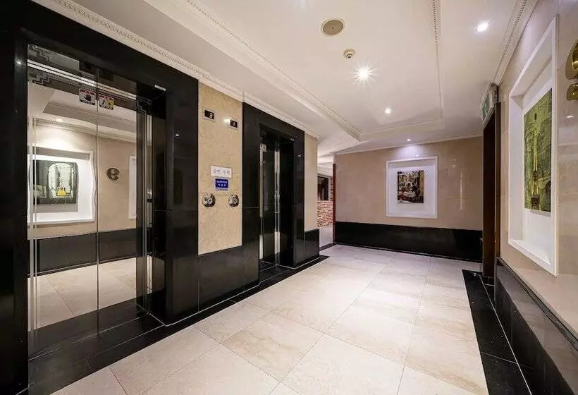 مُتل Suwon Guundong Cinema