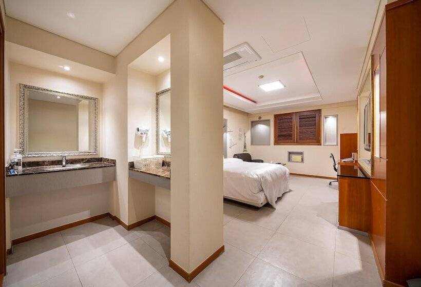 Motel Suwon Guundong Cinema