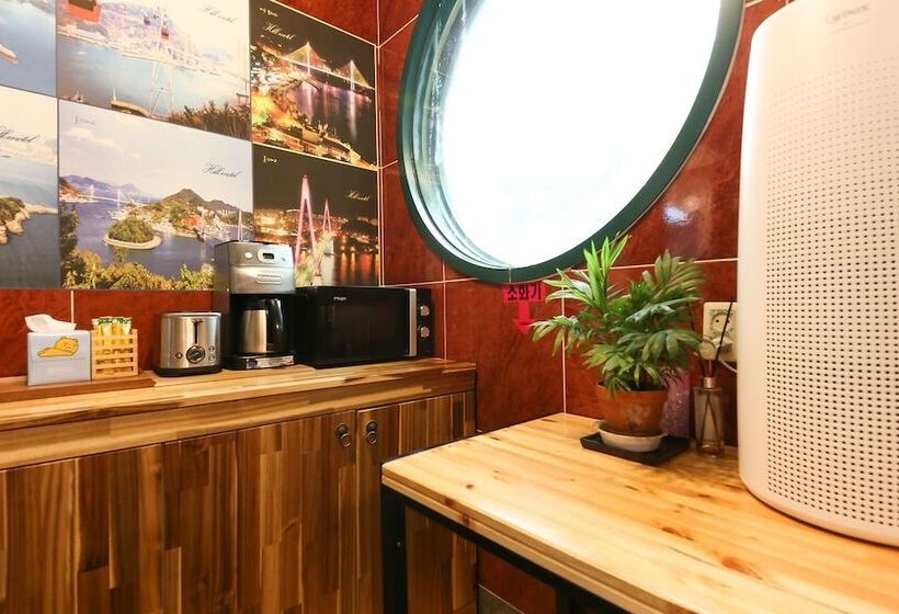 Motel Yeosu Hakdong Hill