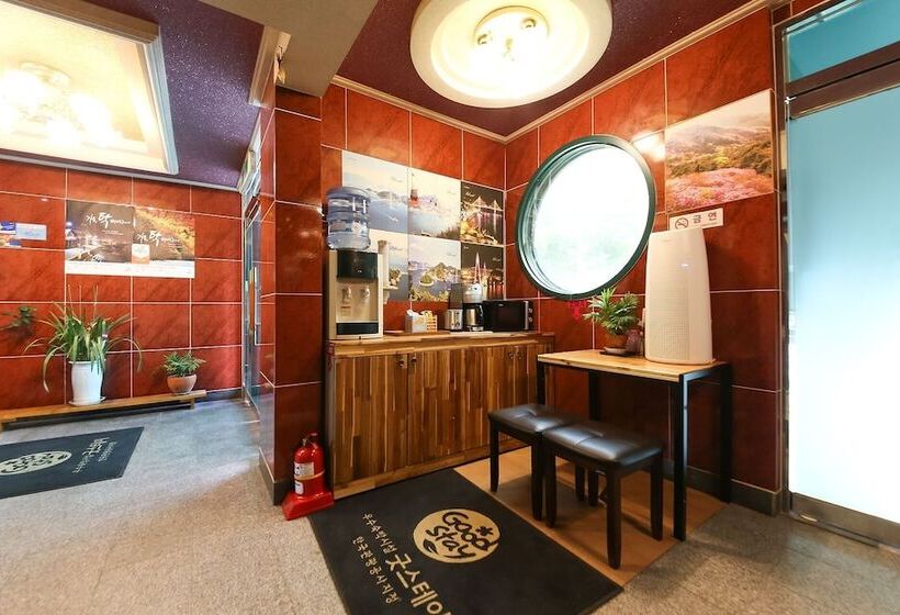 Motel Yeosu Hakdong Hill