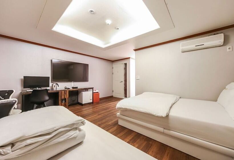 מוטל Yeungnam University Gyeongsan Chocolate