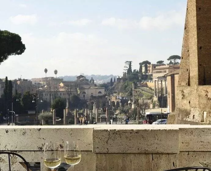 پانسیون Imperial Forum Relais