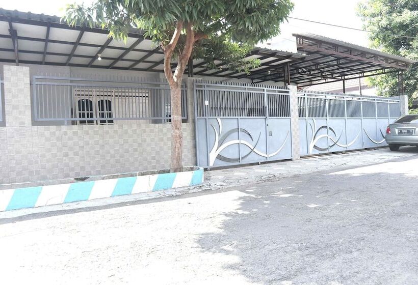 Pensione My Rooms At Jombang