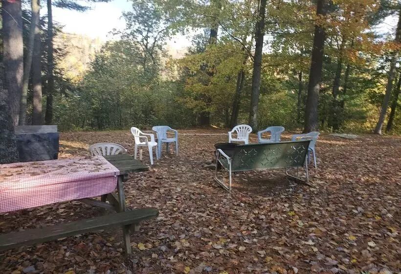 Snyder S Knob Bed And Breakfast