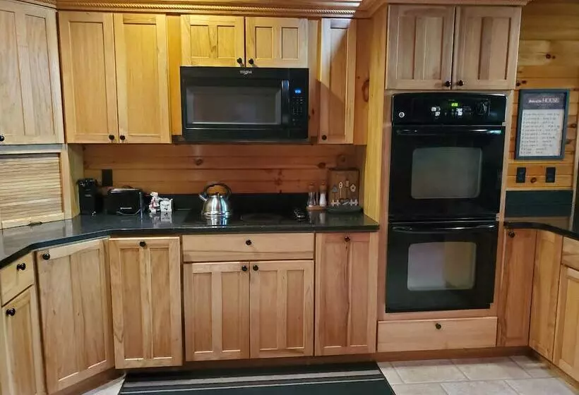 Snyder S Knob Bed And Breakfast