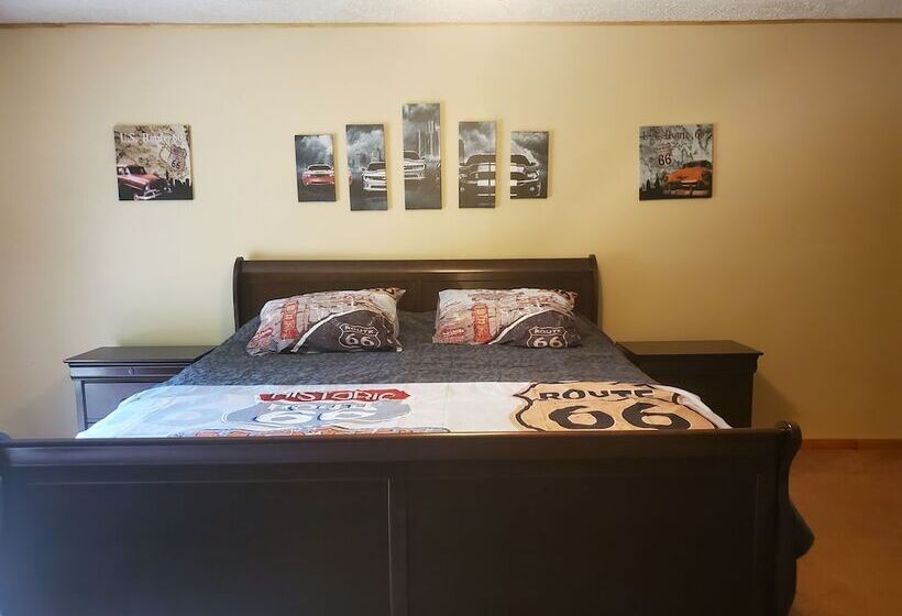 Snyder S Knob Bed And Breakfast