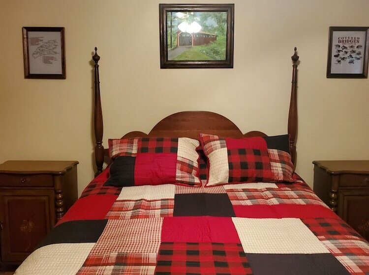 Snyder S Knob Bed And Breakfast