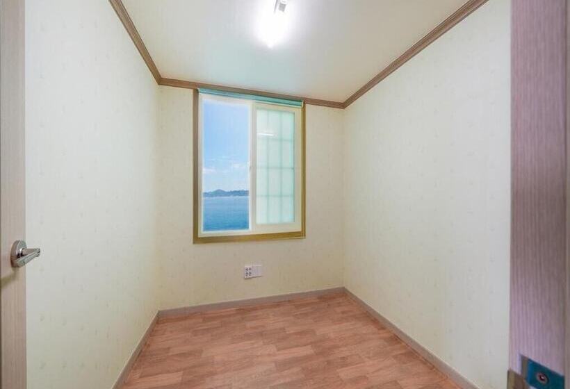 Suncheon Jeonmangjoeungot Pension