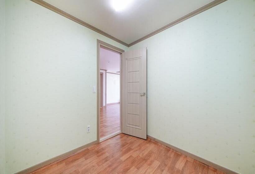 Suncheon Jeonmangjoeungot Pension